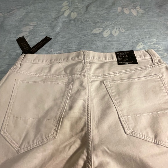 Banana Republic Travel Jean for men - Picture 5 of 7
